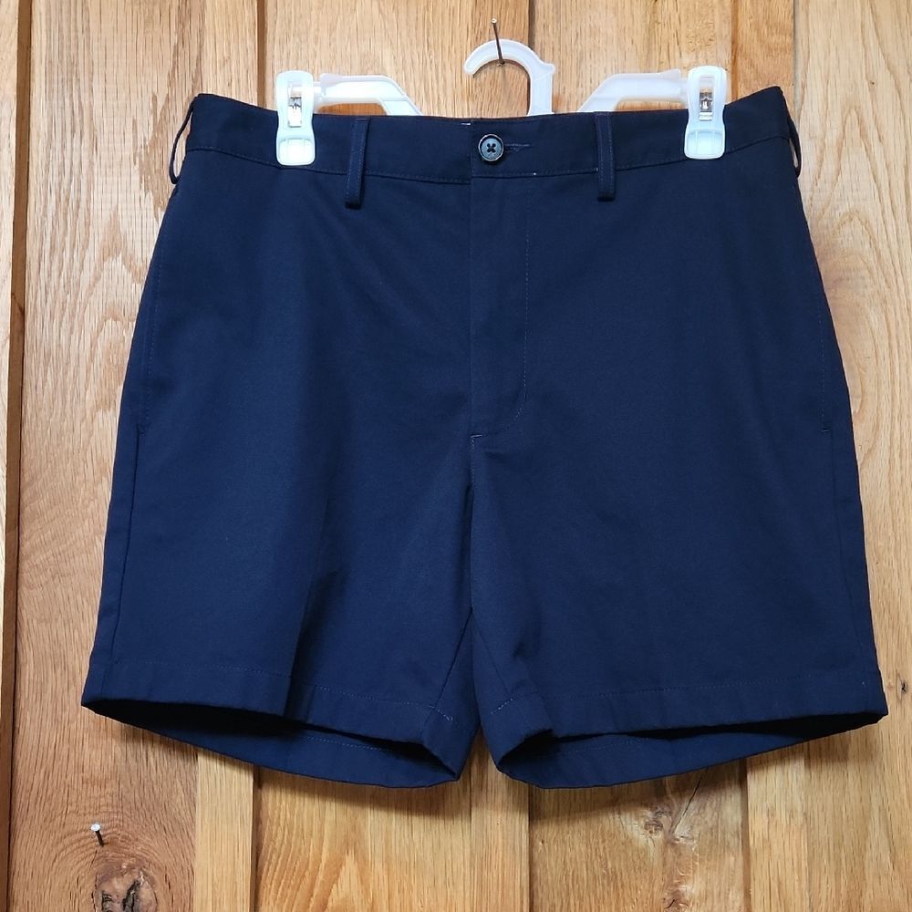 Lands' End Flat Front Traditional Fit 100% Cotton Shorts, Size 31, Navy Blue